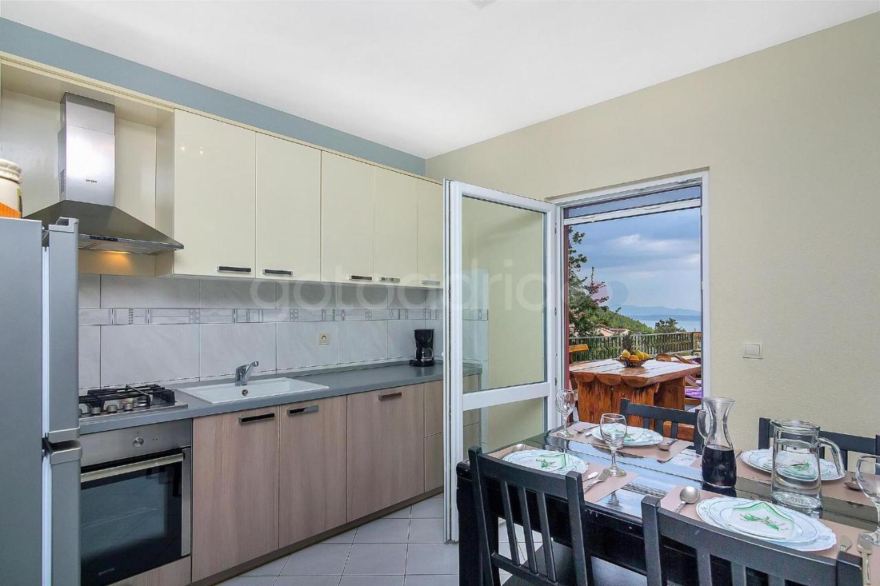Holiday Home Darius With Hot Tub Makarska Buitenkant foto