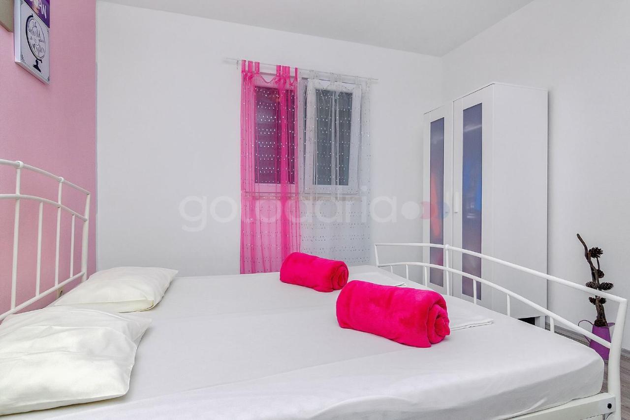 Holiday Home Darius With Hot Tub Makarska Buitenkant foto