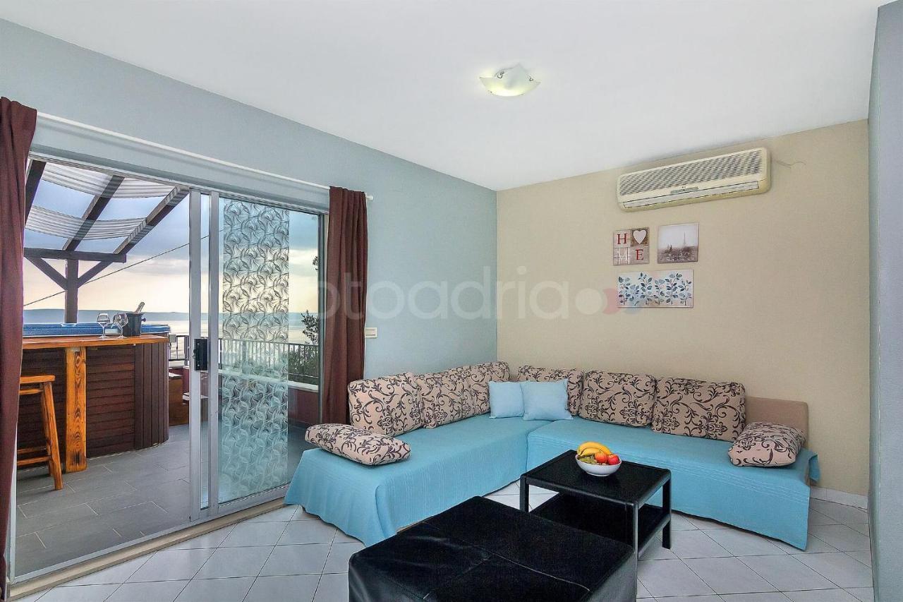 Holiday Home Darius With Hot Tub Makarska Buitenkant foto