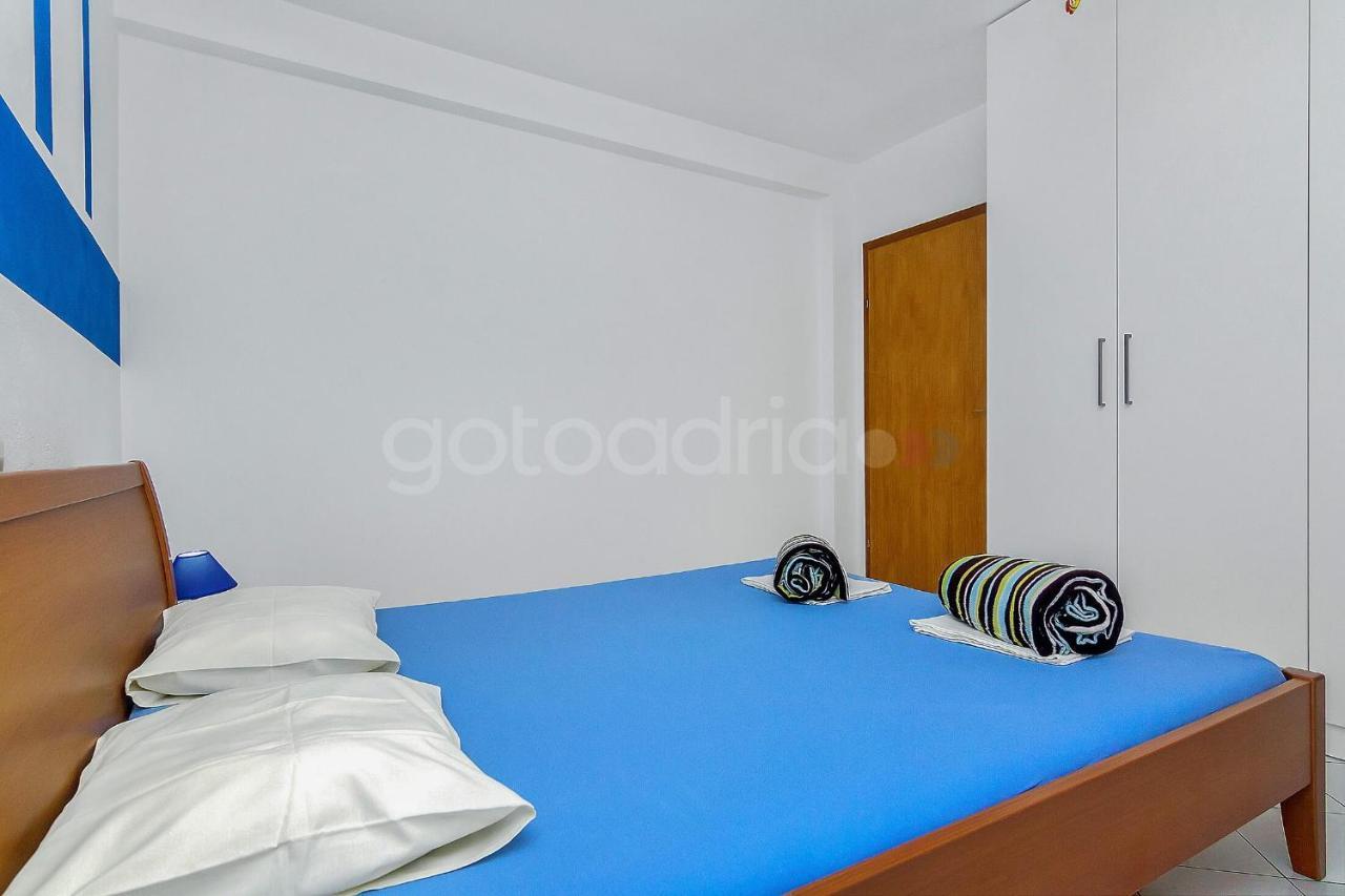 Holiday Home Darius With Hot Tub Makarska Buitenkant foto